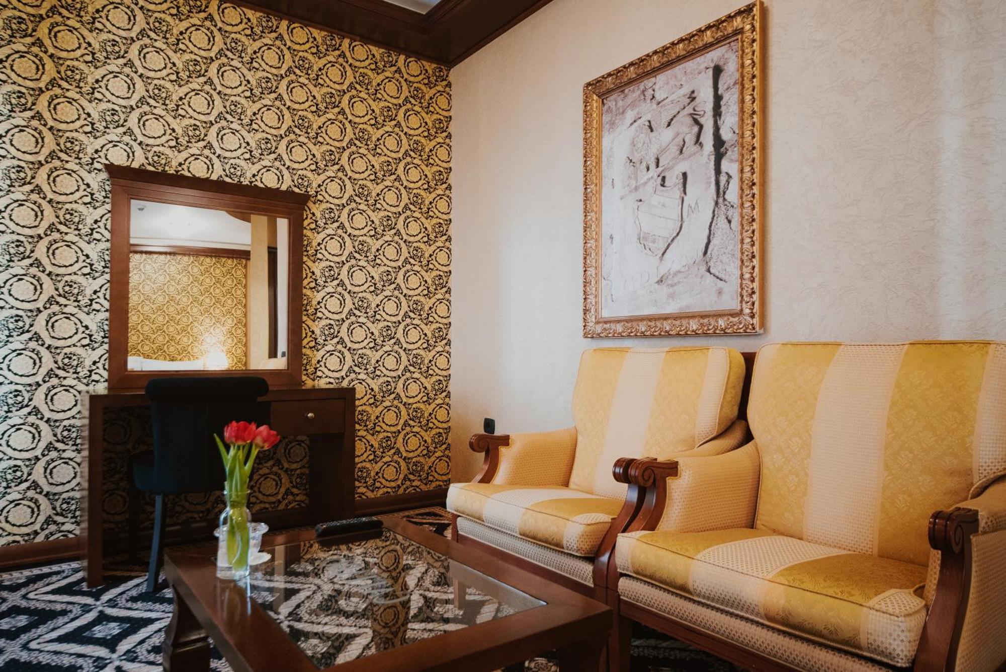 Historic Boutique Hotel Cattaro Buitenkant foto